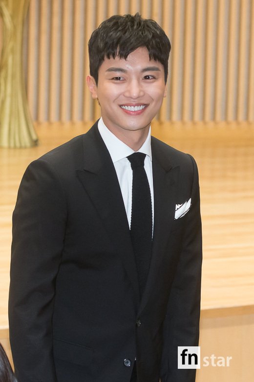 [포토] 연우진, ‘달달한 미소’ - fn스타