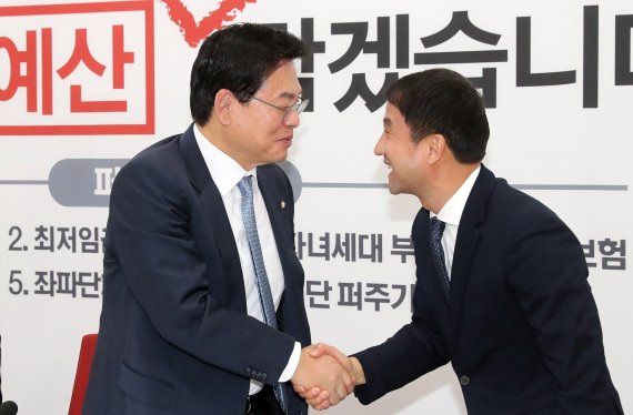 코앞으로 다가온 예산안 처리시한…靑정무라인 '비상'