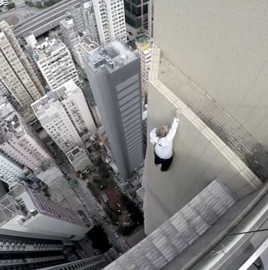 영국에서 고층에 매달린 해리 갤러거./해리 갤러거 인스타그램