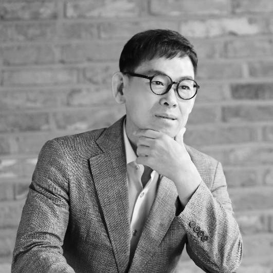 "세 번 빚는 프리미엄 전통주, 산 속이 아닌 공단서 만듭니다"