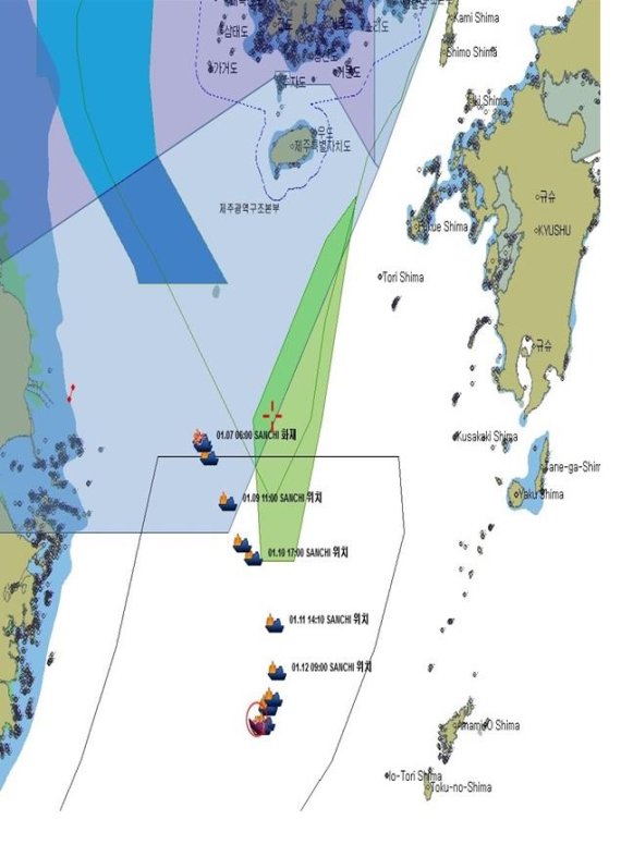 동중국해 유조선 충돌ㆍ침몰 사고해역도 및 침몰 위치(추정)