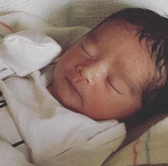 제시카 알바가 최근 출산한 셋째 헤이즈./제시카 알바 인스타그램