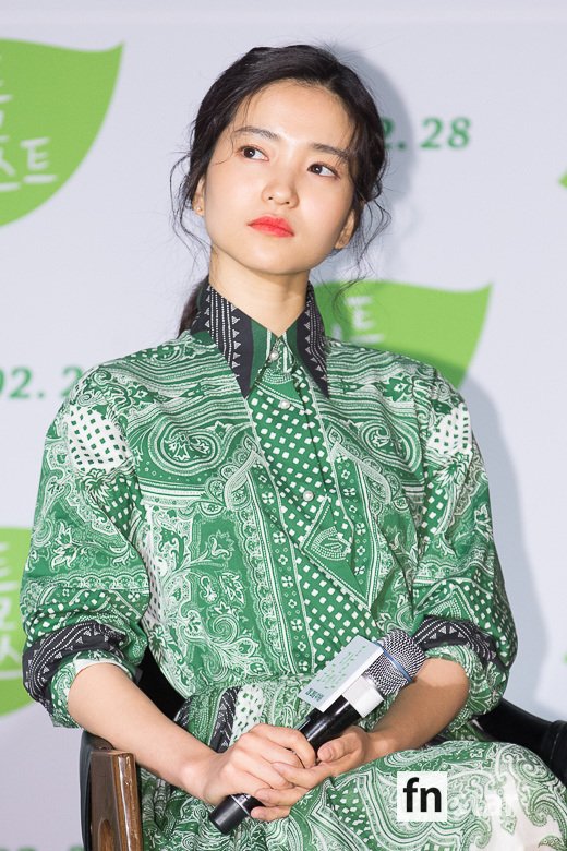 김태리 “송충이 던지는 장면, 모포 깔고 촬영”