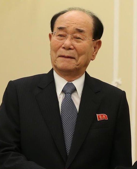 북한 평창올림픽 고위급 대표단장에 김영남 상임위원장. 북한이 4일 밤 우리 측에 통지문을 보내 김영남 최고인민회의 상임위원회 위원장을 단장으로 구성된 고위급 대표단이 2월 9~11일 우리측 지역을 방문할 계획임을 알려왔다고 통일부가 이날 전했다. 연합뉴스