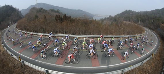 강진군, 3·1절 기념 강진투어 전국도로사이클대회 개최