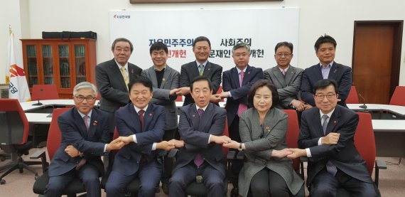 원희룡 제주지사, 국회 방문…4·3 특별법 개정 촉구