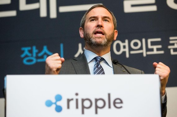 리플 CEO "규제 불확실성으로 XRP 가격 비트코인과 동조화는 비합리적"