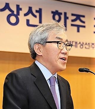 유창근 현대상선 사장이 22일 서울 연지동 본사에서 화주 간담회를 갖고 있다.
