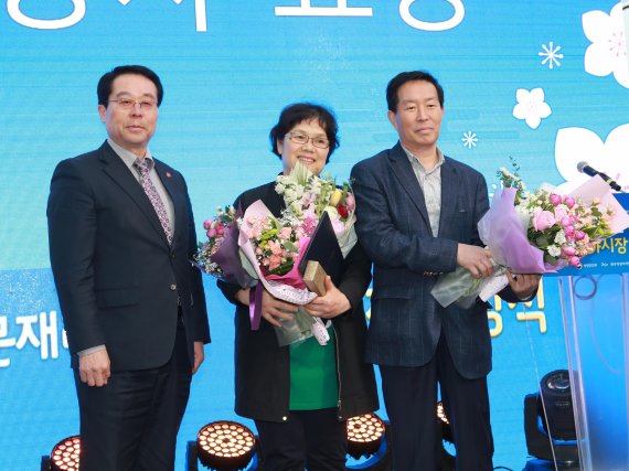 [fn포토] 제주 첫 야시장 30일 개장…퓨전 먹거리 가득