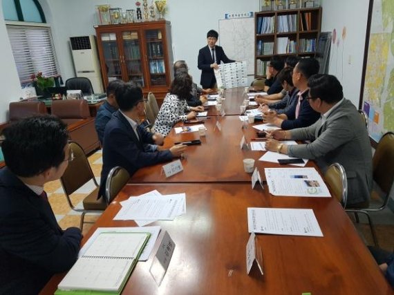 JDC는 지난 27일 서귀포시 동홍·토평동 마을회와 제1회 상생협의체 회의를 개최했다.