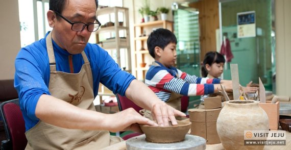 “꽃과 바다 그리고 별 헤는 제주” 6월 제주관광 10선