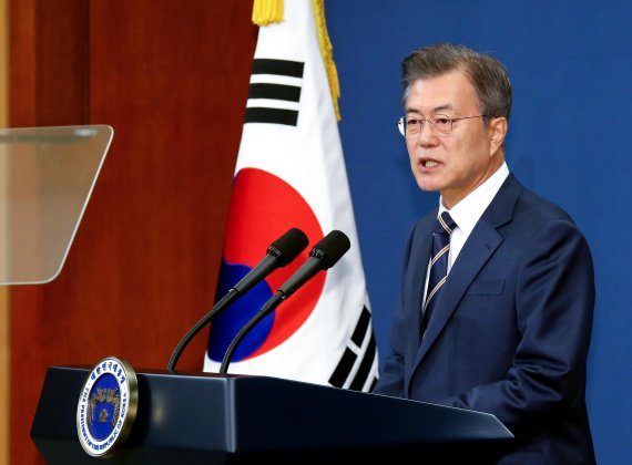 [불씨 되살린 2차남북회담]北이슈에 들썩인 정치권, 한국당 '마이웨이'로 차별화