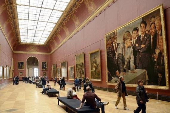 위 정상회담 사진을 루브르박물관 그림과 합성한 사진 [사진=레딧닷컴]