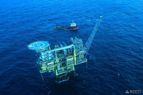울산 해안으로부터 58㎞ 떨어져 있는 동해가스전. 이곳 주변에 부유식 풍력발전단지가 들어서면 소음 및 어업 피해를 최소화 할 것으로 기대되고 있다. /사진=울산시