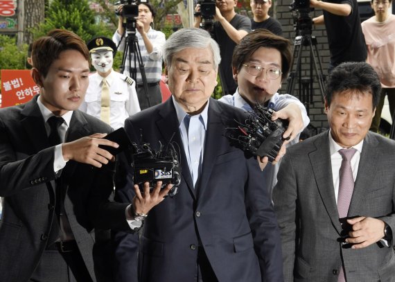 검찰, 조양호 회장 불구속 기소, '물컵 갑질' 조현민 무혐의