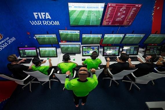 비디오 판독실(VAR room) / 사진=FIFA