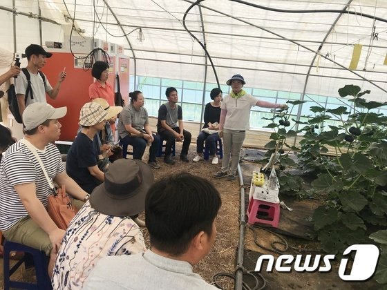 익산시 인구 10명 전입시키면 100만원...청년수당 3년 월 30만원 지급