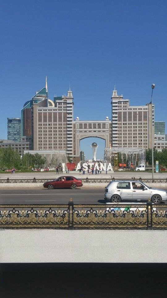 카자흐스탄의 수도 아스타나. 아스타나는 1997년 카자흐스탄 정부가 수도를 이전하면서 새 수도로 자리 잡았다.