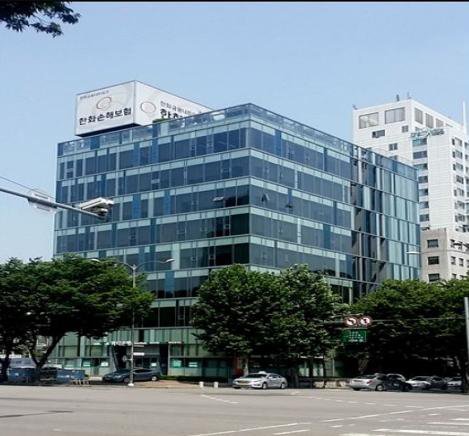 한국감정원이 매입한 서울 양재동에 위치한 한화손보 사옥 전경.