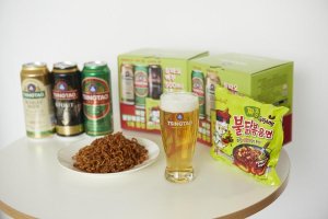 칭따오와 짜장불닭볶음면의 만남... '짜불따오' 패키지 판매