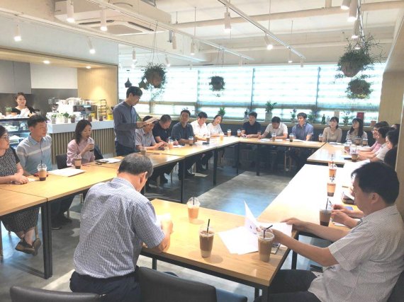 안산시 부서이기주의 타파 브라운 백 미팅 운영. 사진제공=안산시