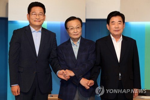 광주서 TV토론하는 송영길·이해찬·김진표(왼쪽부터)