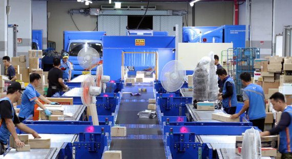 CJ대한통운, '추석 특별수송기간' 돌입..'비상상황실' 설치