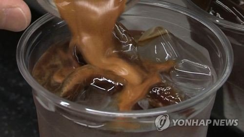 고속도로 휴게소 인기 음식은?…커피·호두과자