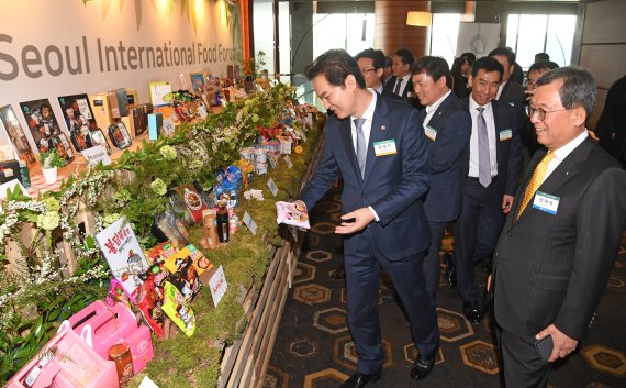 '제6회 서울국제식품포럼' 식품전시장.