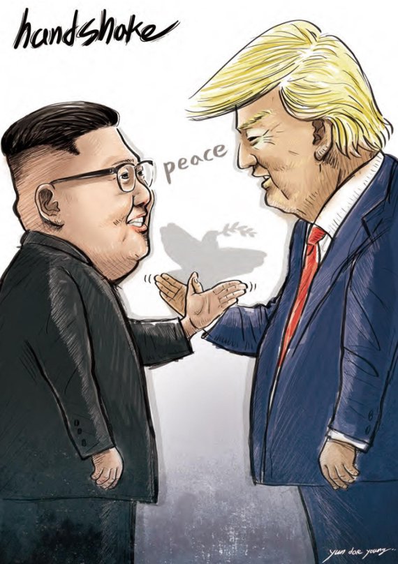 시사만화특별전 ‘한반도의 평화’ 출품작-윤대영 작가 악수. 사진제공=한국만화영상진흥원