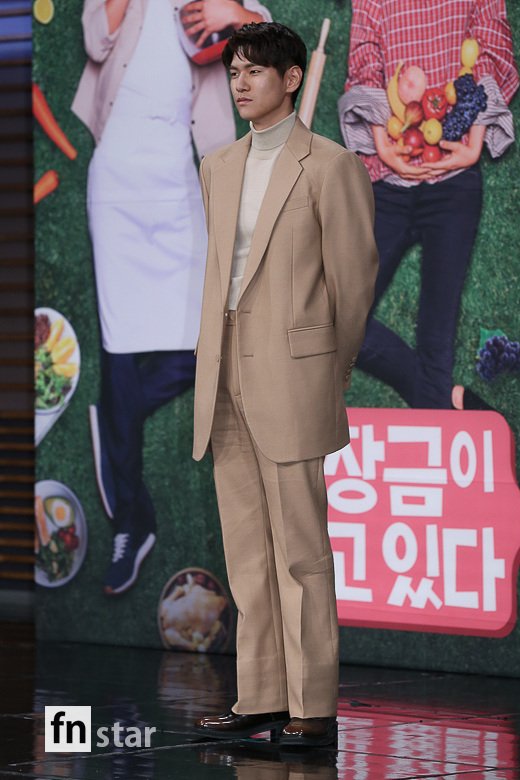 [포토] 김현준, ‘훤칠한 기럭지’