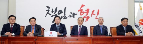 한국당, 황교안·오세훈 영입하며 '춘추전국시대' 열리나