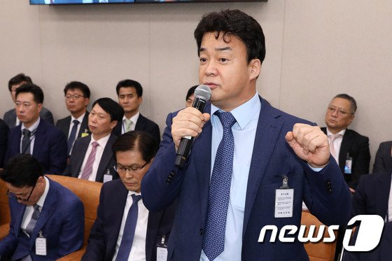 국회 농해수위, 국감에 백종원 부르고 대기업 CEO 뺐다