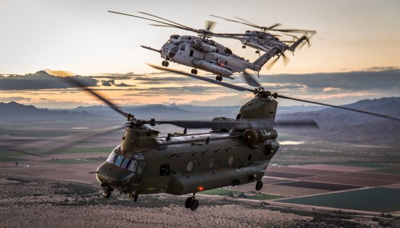 영국군에서 운용하는 미국산 헬리콥터들.EPA연합뉴스