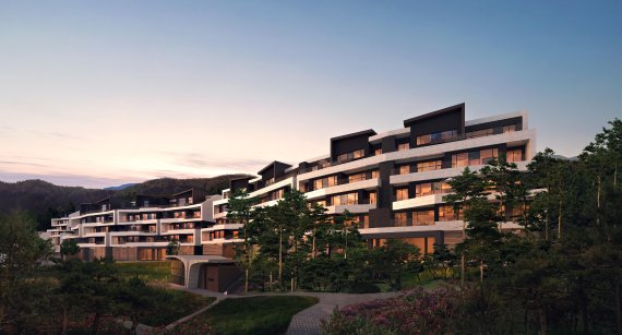 '골프장 정원·동해바다 한눈에'..해운대비치CC 골프빌리지 분양