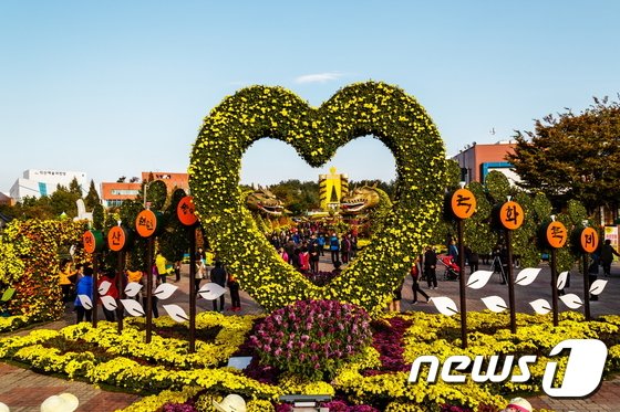 익산시, 서동축제 온택트(온라인공연)로 전환…국화축제는 취소