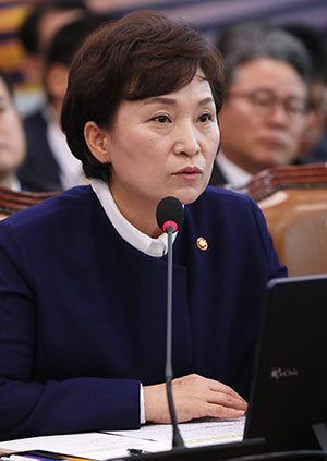 김현미 장관 “연내 택지지구·광역교통대책 발표”