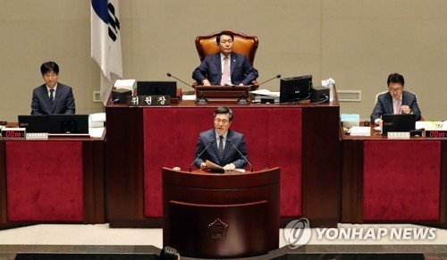 김동연 "내년 경제 전환기, 재정이 중추적 역할할 것"