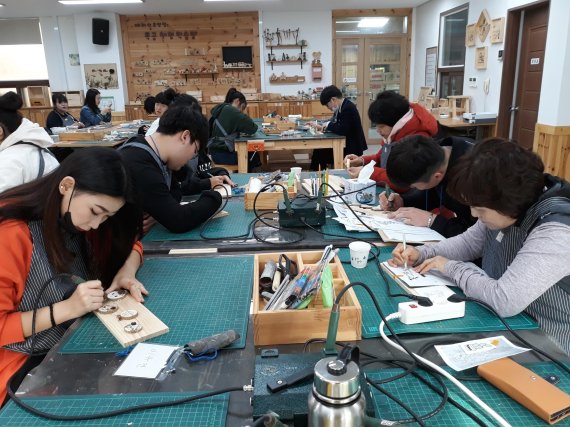 의왕 바라산자연휴양림 힐링공간 인기↑