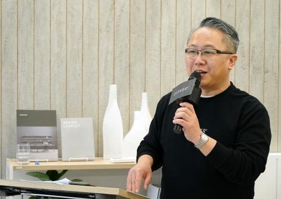 강성문 일룸 데스커 대표 "스타트업·디자이너 가구 '데스커' 마니아가 찾는 브랜드로 키우겠다"