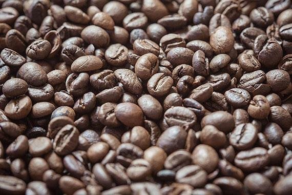 국내 커피 시장 규모는 11조 원을 넘어섰다. 지난해 커피 원두 수입량도 15만 9,309톤으로 사상 최대치를 기록했다. /사진=프리큐레이션