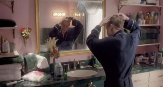 크리스마스 대표 영화, '나홀로집에' 28년 만에 완벽 재현한 맥컬리 컬킨