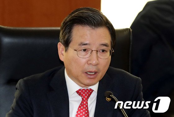 김용범 "국민은행 파업, 고객 불편 초래·경제 손실"