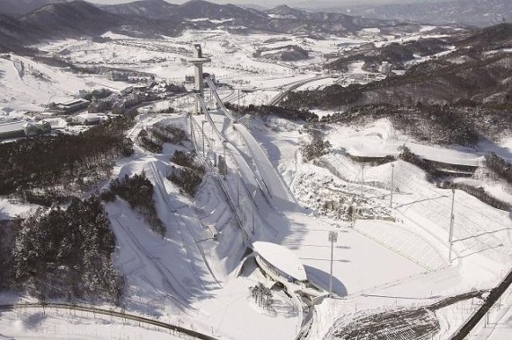 10일 평창군은 올림픽 1주년을 맞아 11일부터 2일 간 평창 알펜시아리조트에서 ‘누구도 배제되지 않는 세상(Leave No One Bebind)’이라는 주제로 ‘평창 장애 포럼’이 개최된다 고 밝혔다.