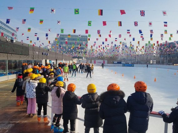 세종시청광장 야외스케이트장 4만 2900명 방문