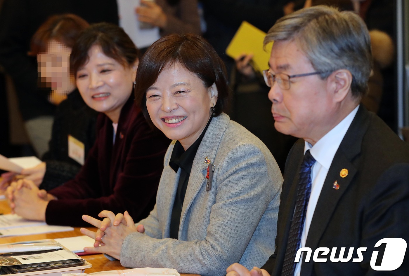 "단축근무 요청하니 권고사직" 중소기업 직장맘의 토로