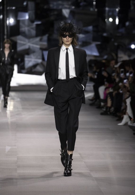 셀린느 2019 S/S 컬렉션 © 뉴스1