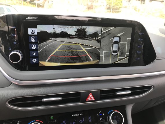 신형 쏘나타에 탑재된 10.25인지 센터페시아 디스플레이는 뛰어난 화질을 자랑한다. © 뉴스1 조재현 기자