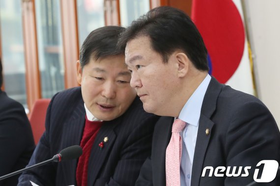 한국당 "文정권-여당, 황교안 죽이기에만 열 올려"