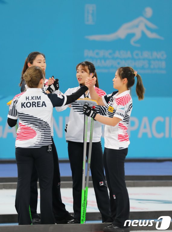 한국 컬링 여자 대표팀. /뉴스1 DB © News1 고재교 기자